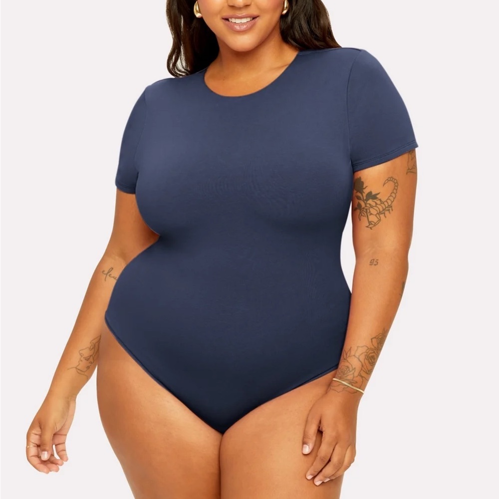 Snug cotton short sleeve brief bodysuit by Yitty